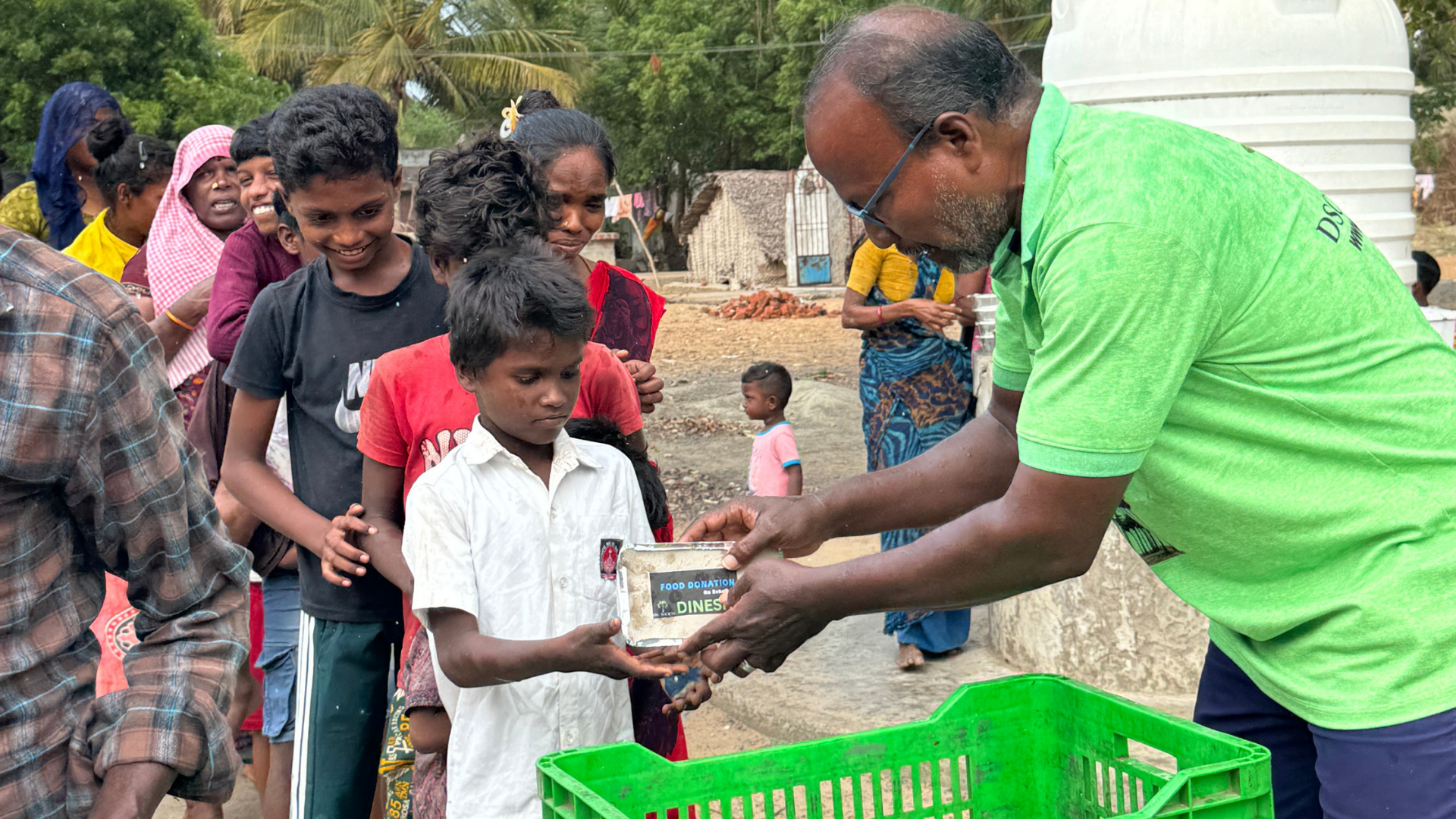Food Donation in Noida | Feed Needy Children | DSC Society